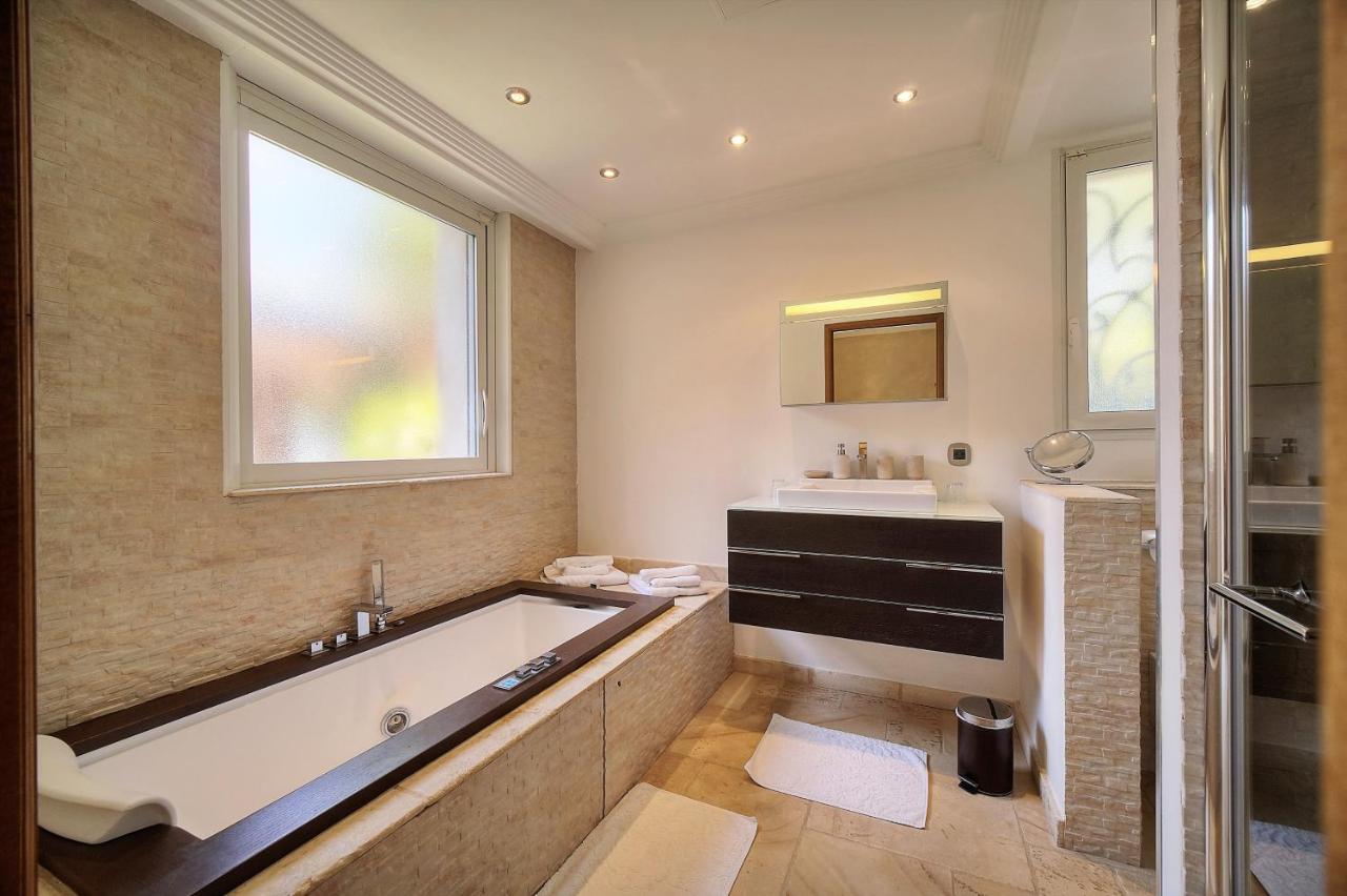 Couette-café De Prestige Jacuzzi Sauna Hammam Piscine Cannes Grasse 5*